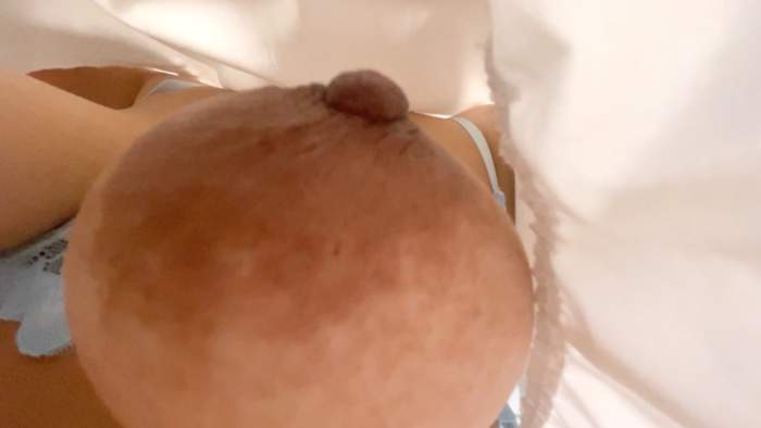 超爆乳♡陰唇飛び出しハプ！玉パンティからはみ出る陰唇で紐パンツ挟み込み！【素人/美巨乳】-006