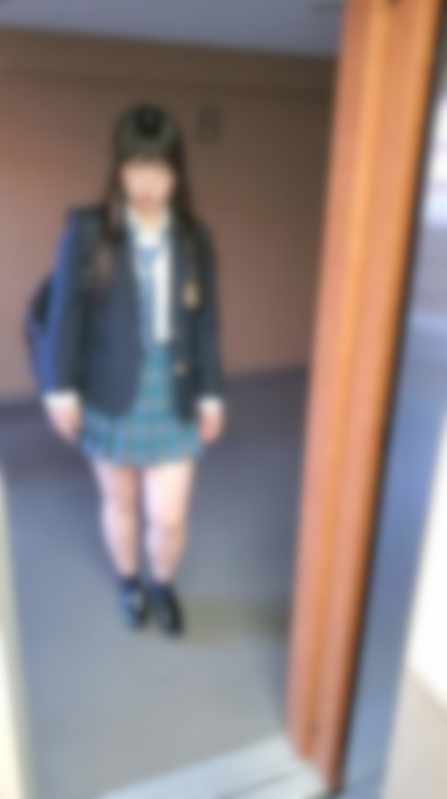 坂系アイドルの私服を着た長身制服様！着替えでパンツ一枚で真正面から若い身体を堪能。ねんいち40-002